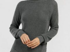 Водолазка, Finn Flare, 3999 рублей.