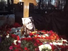 Первые фото с похорон Армена Джигарханяна