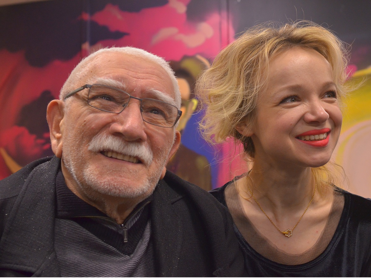 Армен Джигарханян и Виталина Цымбалюк-Романовская