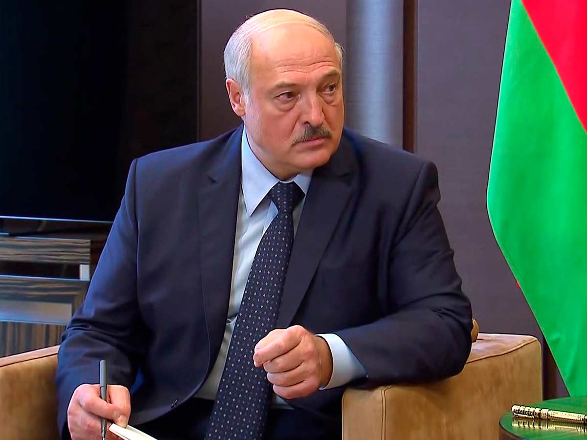 Лукашенко рассказал, когда покинет пост президента