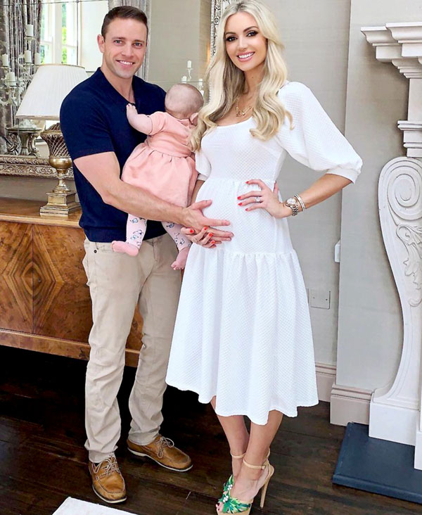 Софию бывшей «Мисс мира» и ее мужу год назад родила суррогатная мать