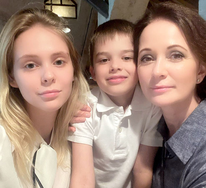 Таня и Витя - мамина отрада