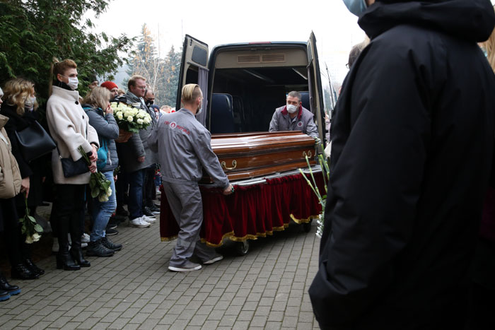 Церемония прощания с ведущим НТВ Александром Колтовым