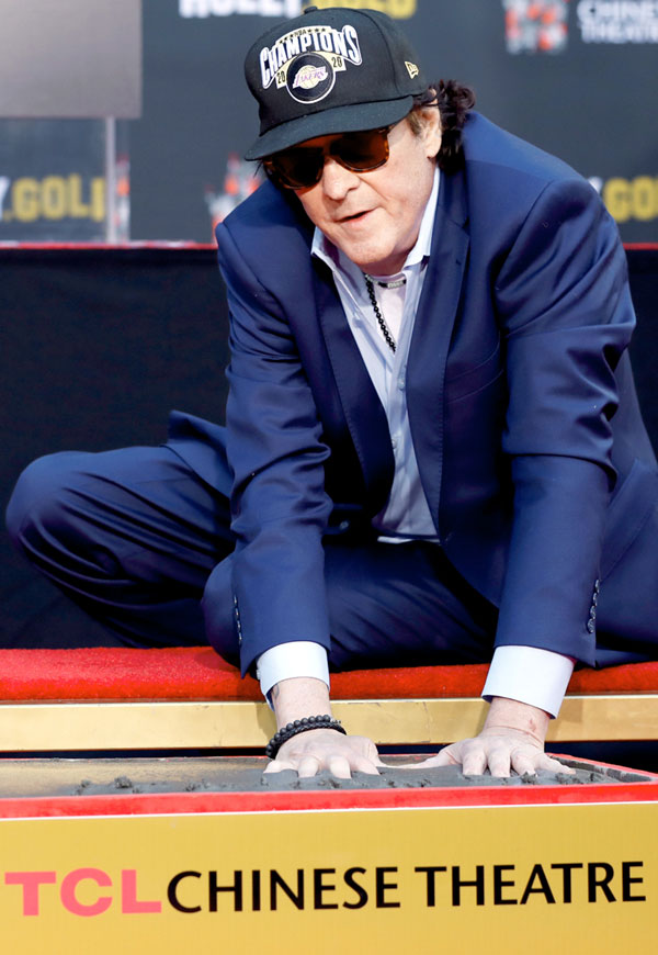 Церемония с участием Мэдсена стала у Китайского театра первой с начала пандемии