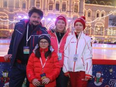 Ольга Ломоносова с семьей
