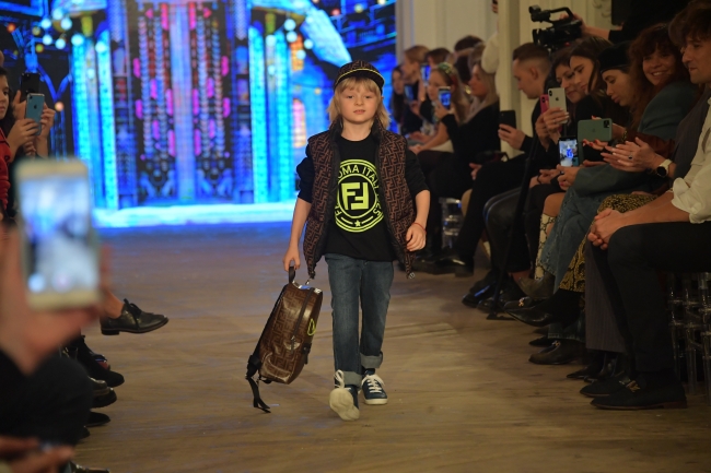 Семилетний сын Плющенко