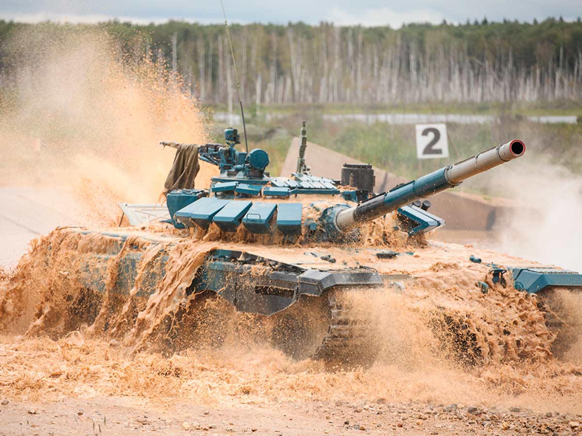 Американец Калеб Ларсон восхищен русским танком Т-90