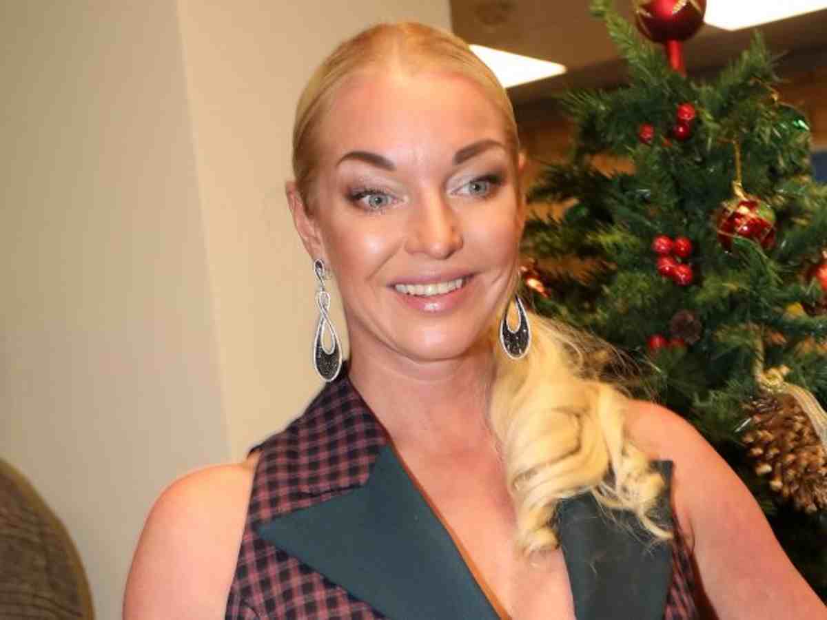 Анастасия Волочкова отпраздновала день рождения ребенка домработницы