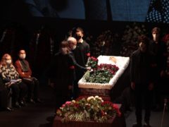 Появились фото с похорон Валентина Гафта
