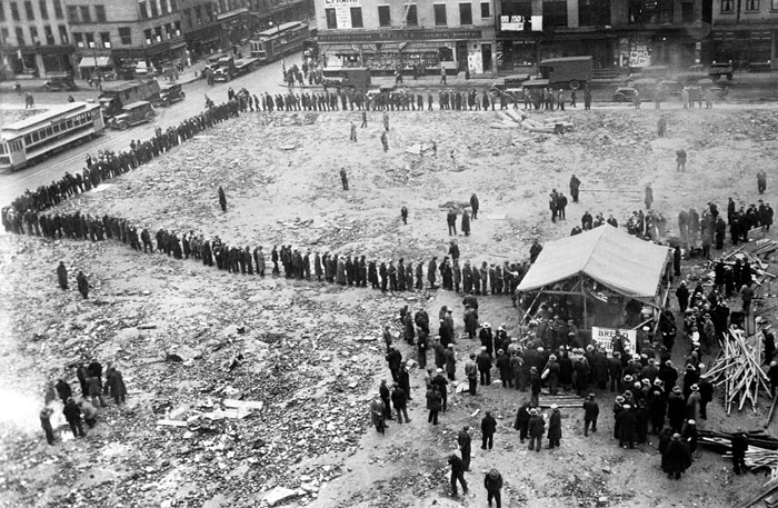 Очередь за супом: Великая депрессия в США унесла жизни миллионов