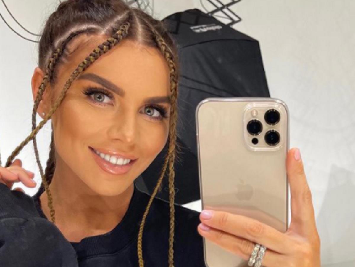 Анна Седокова показала трогательный клип с кадрами со свадьбы