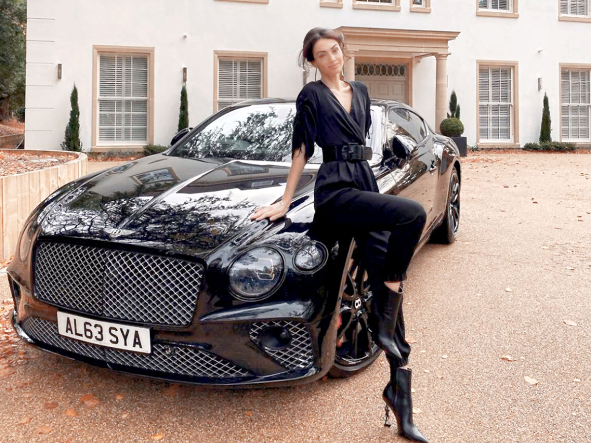 В трудные времена Алесе Блэйк надо бы быть поскромнее