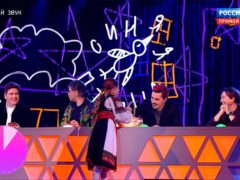 Маленькая поклонница Пелагеи накормила пирогами Сергея Безрукова и Диму Билана