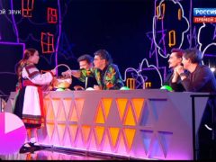 Маленькая поклонница Пелагеи накормила пирогами Сергея Безрукова и Диму Билана