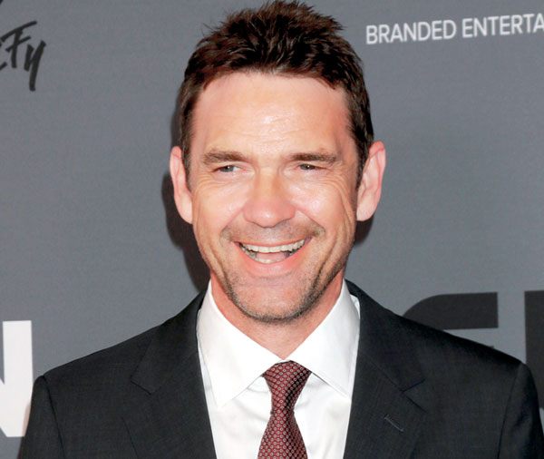 Клэр хочет, чтобы муж чаще обращал на нее внимание