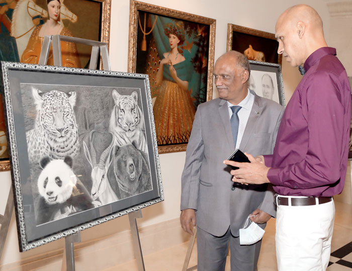 - Медведь - Путин, панда - Си. А козел-то кто?