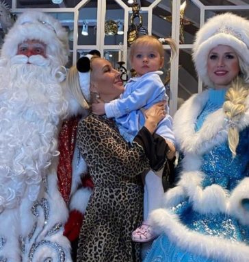 Лера Кудрявцева выбрала для детского праздника леопардовое платье
