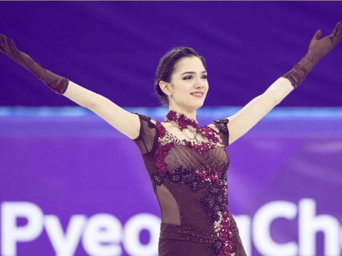 Евгения Медведева хочет стать олимпийской чемпионкой