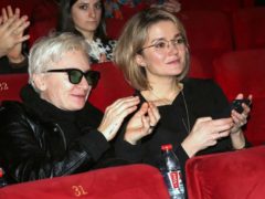 Надя Михалкова с Дианой Арбениной и другими звездами на премьере фильма «Огонь»