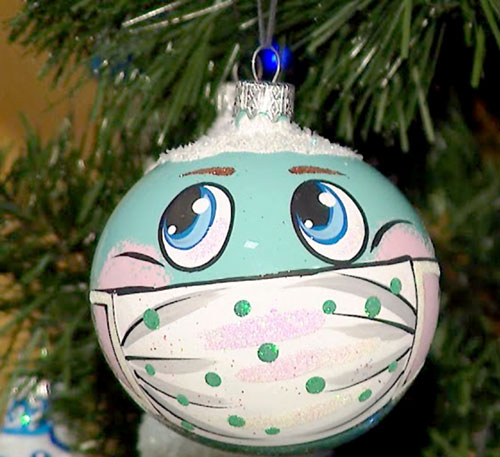 Елочный шар эпохи коронавируса