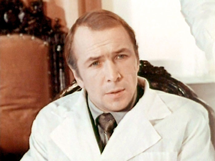 Борис Руднев в фильме «Дни хирурга Мишкина»