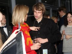 Звезды на премьере фильма «Серебряные коньки»