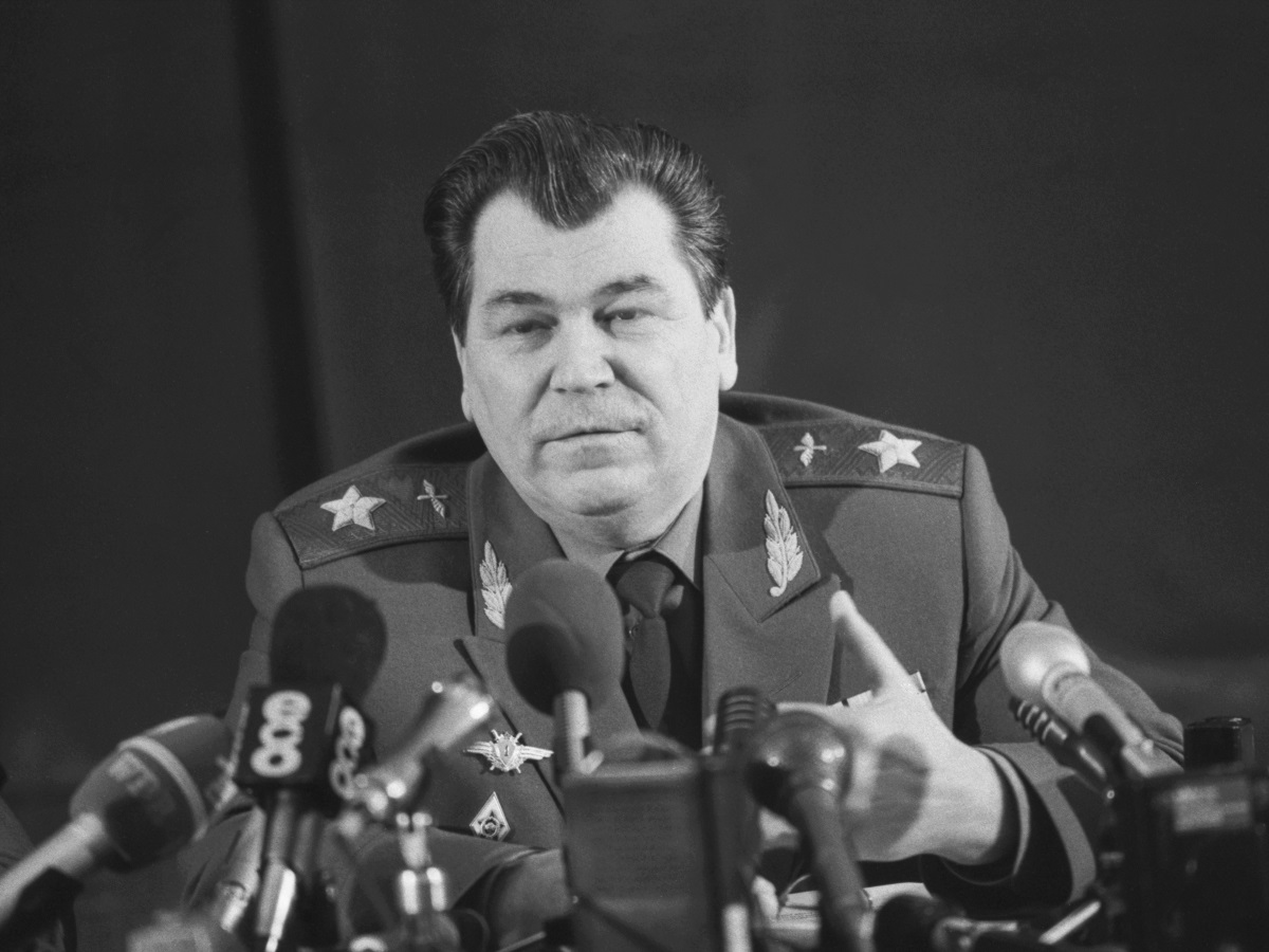 Умер последний министр обороны СССР Евгений Шапошников