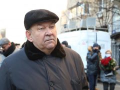 ВЛАДИМИР УРИН