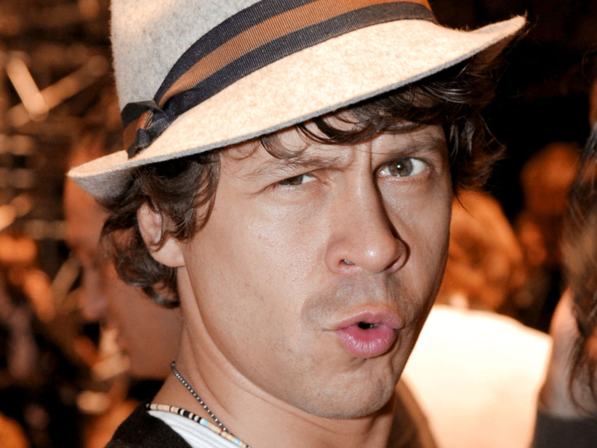 Павел Деревянко похвастался блатом и поездкой на Мальдивы