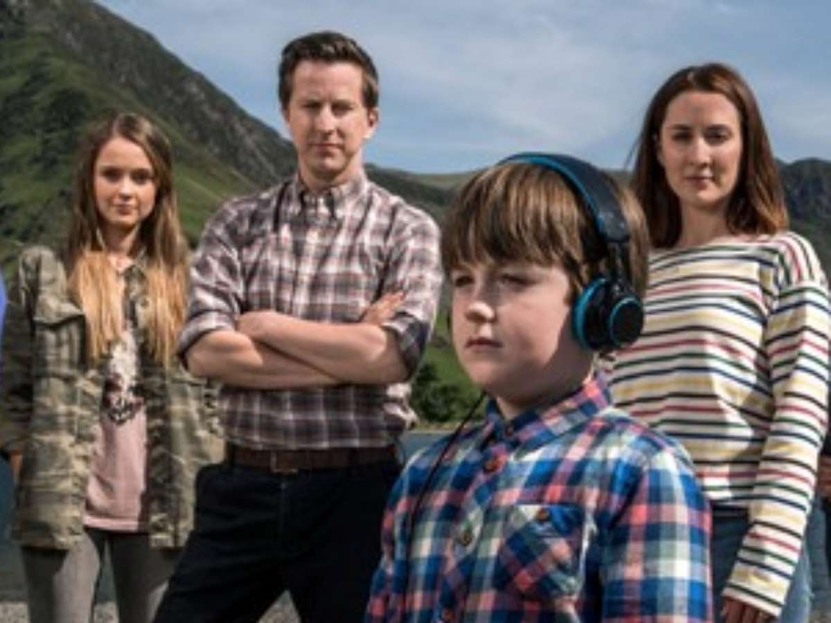 Кадр из сериала "Слово на букву А"