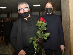 Молодая жена под ручку привела Диброва проститься с Грачевским. Фото: Борис Кудрявов