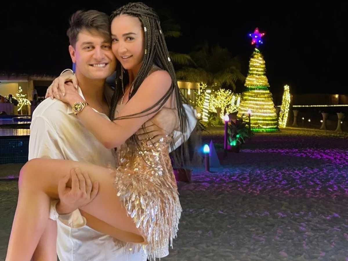 Названа причина расставания Бузовой и Манукяна