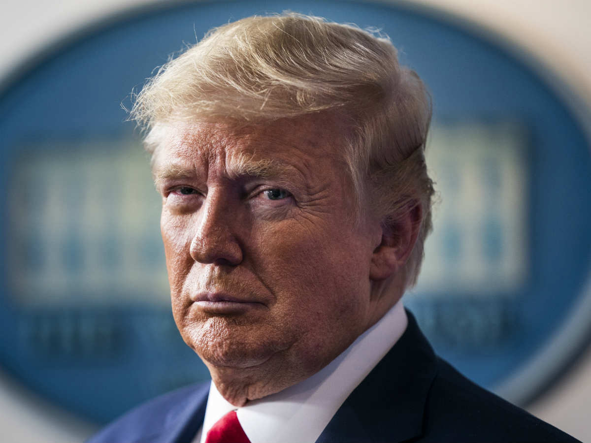 Дональд Трамп ввел режим ЧС