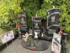 Вся семья вместе: могила Александра Дедюшко спустя 13 лет со дня трагической гибели. Фото: Экспресс газета