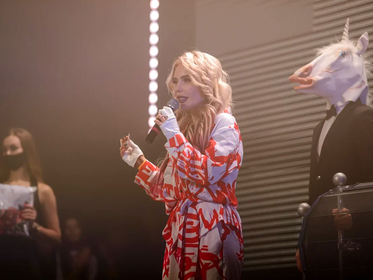 КАРИНА КРОСС