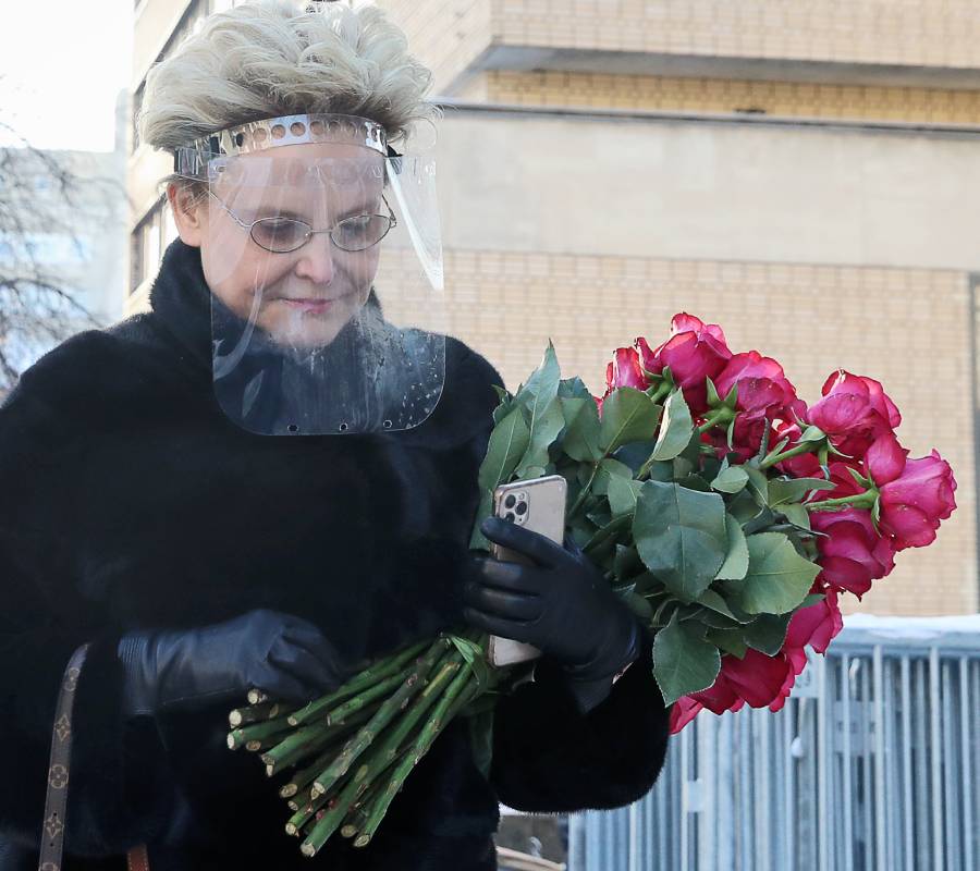 Малышева на похоронах Грачевского