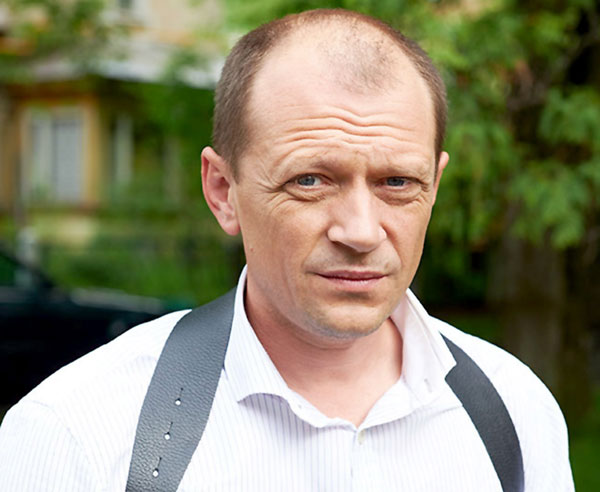 Гусев в роли следователя Ракицкого в мини-сериале «Вторая жизнь»
