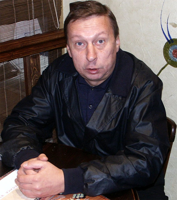 Дмитрий Сахаров