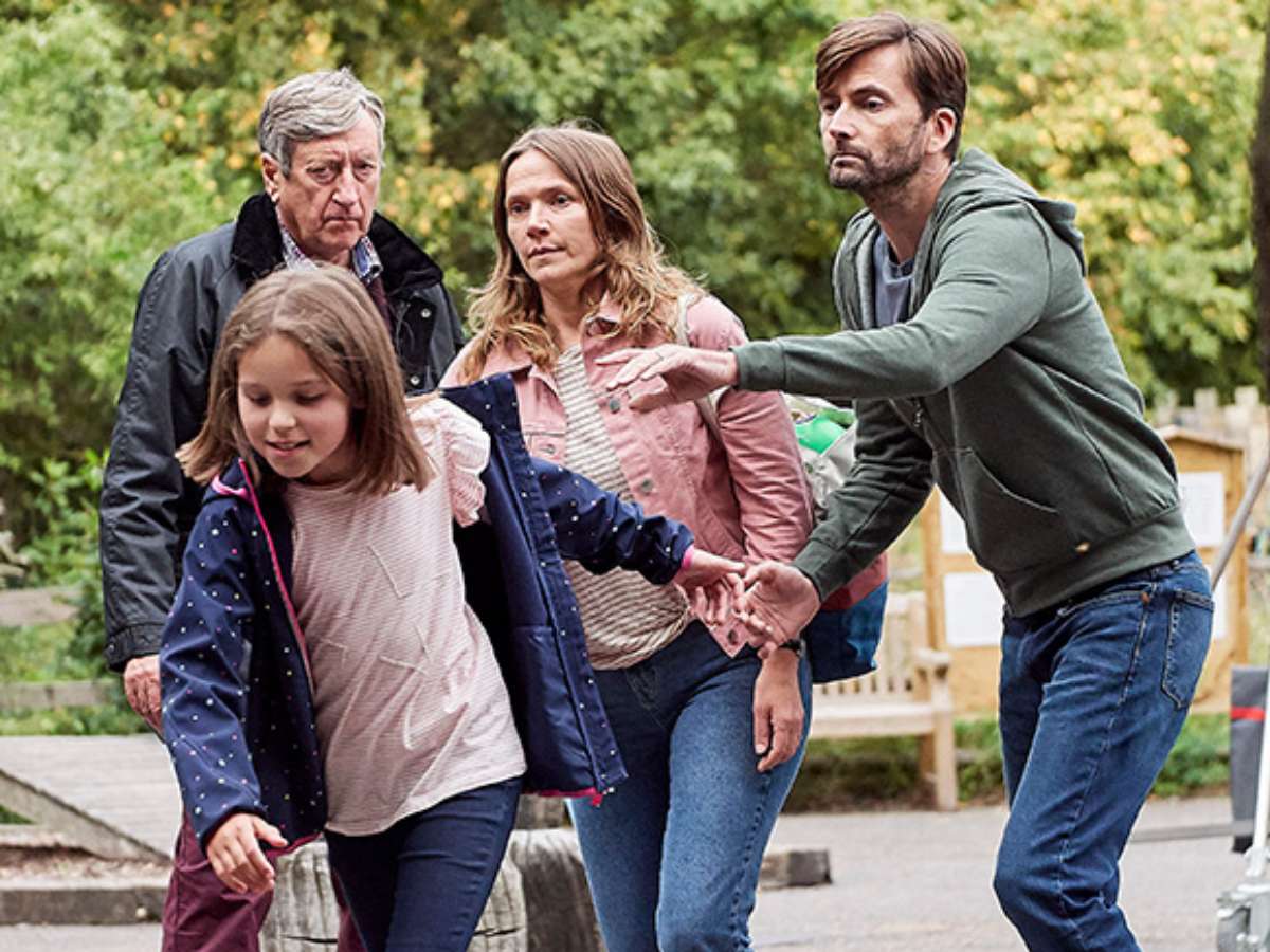 Кадр из сериала "Опять она"