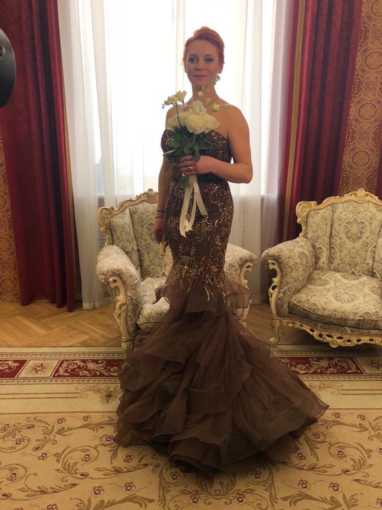 Невеста выбрала необычное платье