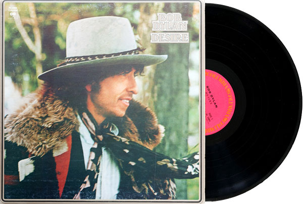За работу над своим 17-м альбомом Боб Дилан не захотел  делиться с наследниками соавтора