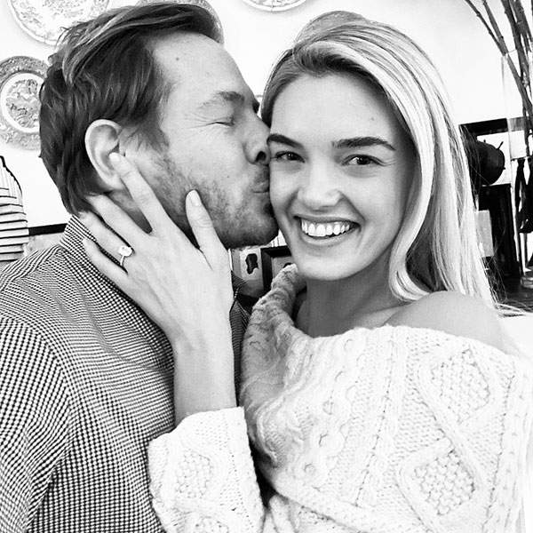 Уилл не стал тянуть с женитьбой на обворожительной Саше