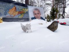 Фото могилы певца Олега Яковлева