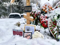 Похоронили у дороги: появилось фото могилы жены Сумишевского.