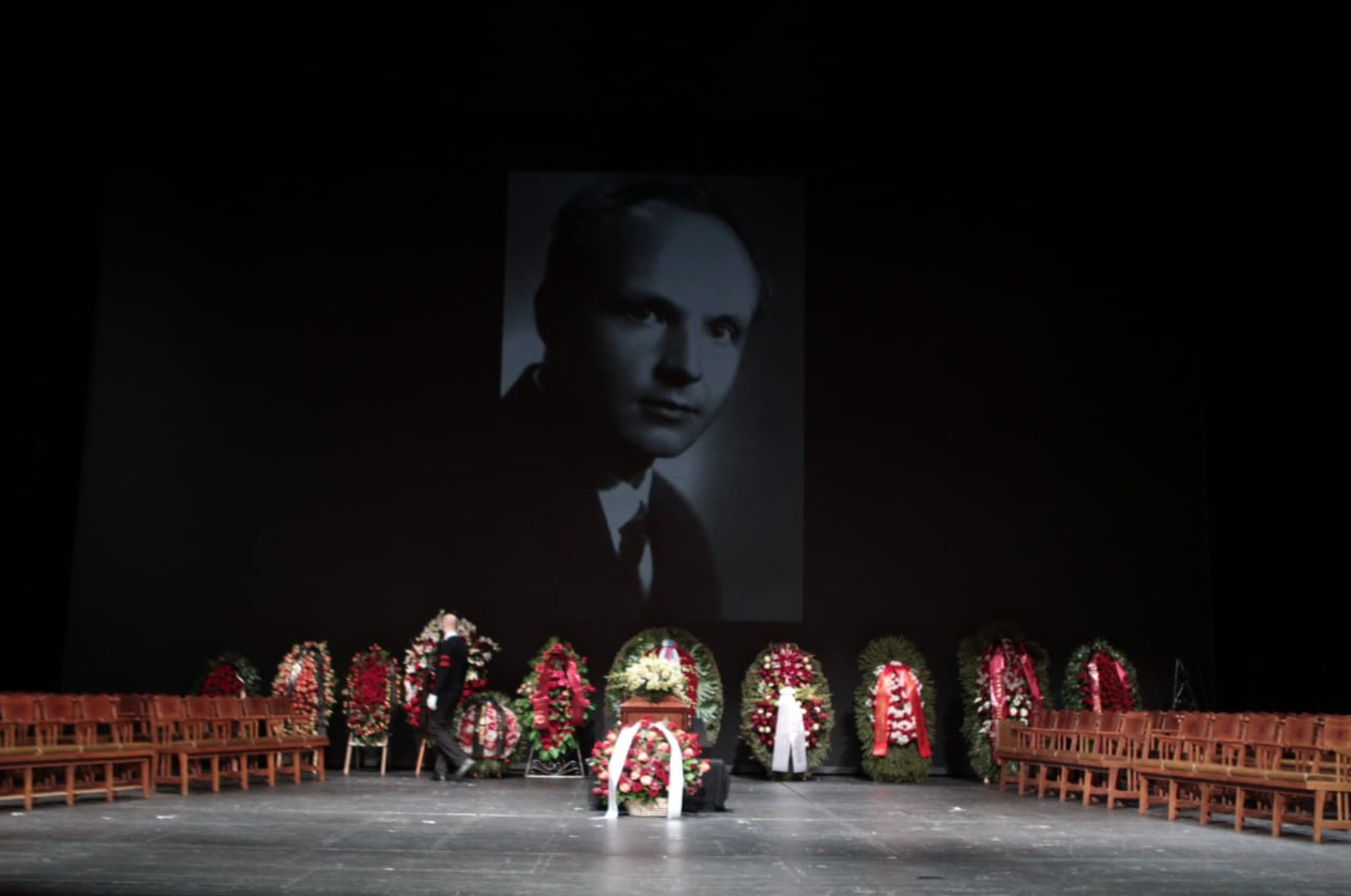 в москве простились с андреем мягковым. прощай 1 класс презентация. прощание с первым классом стихи. прощание. прощание с первым классом.