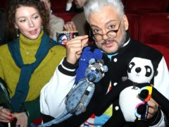 Киркоров, обвешанный игрушками, на премьере комедии «Рашн Юг»