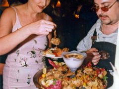 Шашлычок после онцерта. Фото: Борис Кудрявов