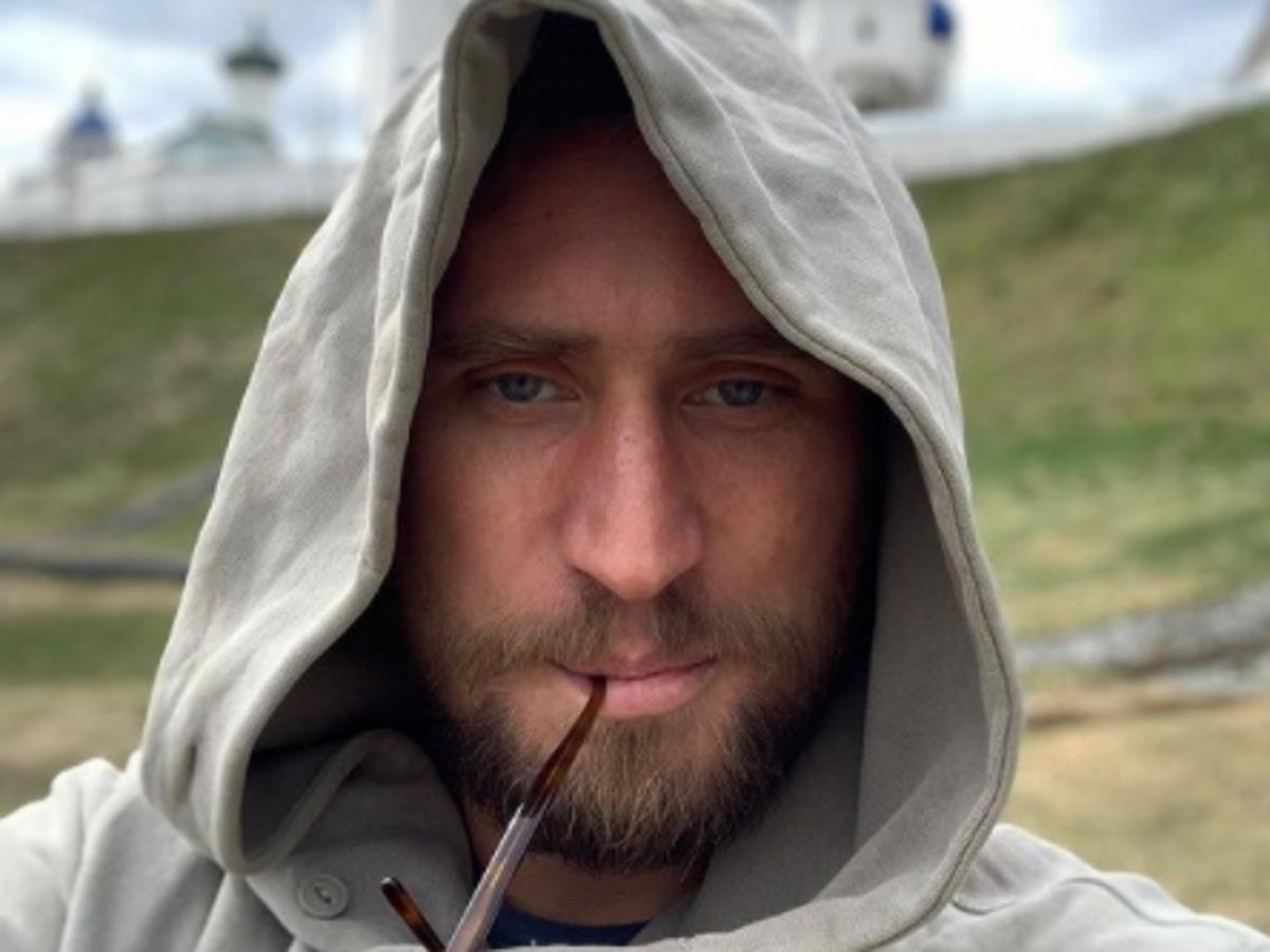 Денис Лебедев женился