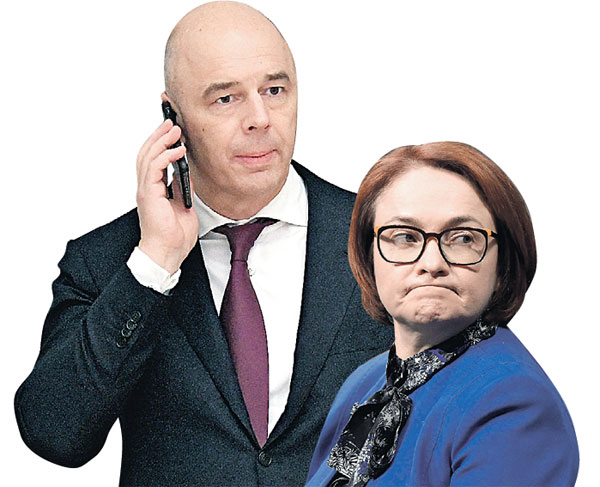 Говорят, когда Эльвира Сахипзадовна идет по коридорам Центробанка, никому нельзя выйти даже в туалет (на фото с министром финансов Антоном Силуановым)