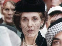 Ольга Гобзева в фильме «Мост через жизнь»